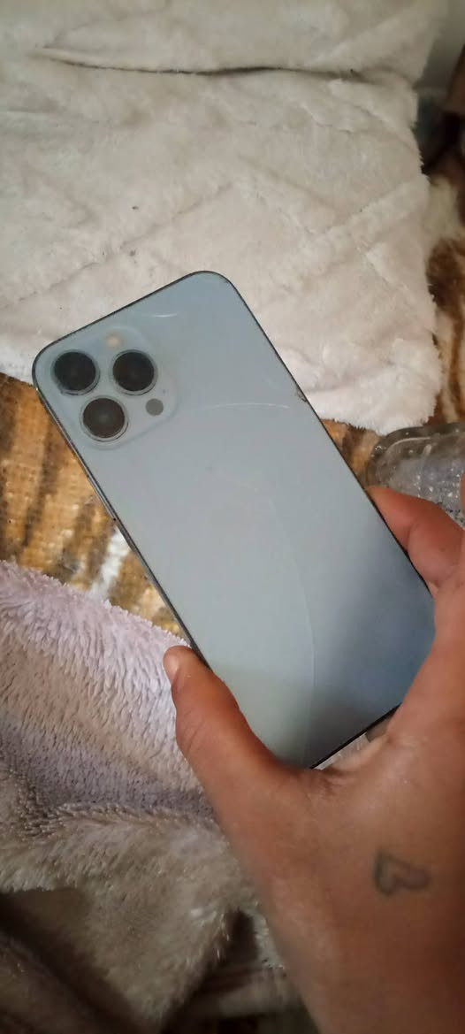 ايفون 13برو ماكس 128

مفتوح تخطي   وشبكه ضعيفه بي وسيم كرت ميشتغل باقي كله شغال  250  ***********بياع حي جهاد
