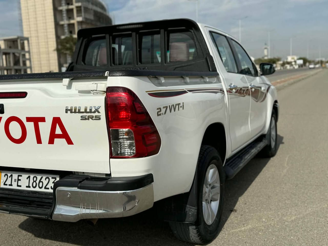 سلام عليكم تويوتا موديل 2018
سيار بدون صبغ  كير اوتماتيك 
رقم سنويه كل جديد 
كير محرك شرط ما مفتوح 
لاصرف لا بخار لا صوت 
تايرات صدر كهرباي كل جديد 
تحويل غرامه شرط مكان كركوك 
سعره 280بي مجال شوي 
*********** كركوك, العراق
