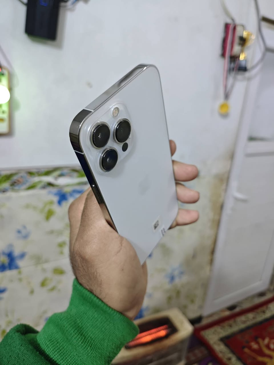 13 برو ماكس على فحص مكفول وضمان سبوع جهاز مامفتوح ذاكرى 256 بطاريه 90 نموذج Mاصلي سعر 640  عنوان الديوانية جلبيه فلكة سوك ابو جميغ ***********
