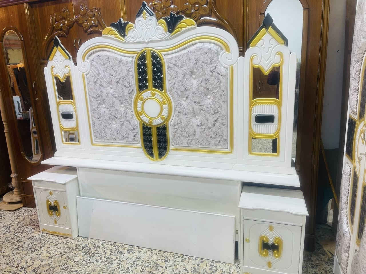 غرفه ام سته صاج مستخدمه سعر 650 مكاني بغداد مدينه الصدر واتساب *********** كو توصيل 🚚
