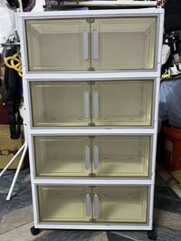 لوكرات ٢ • جديدة غير مستخدمة • توصيل كل المحافظات