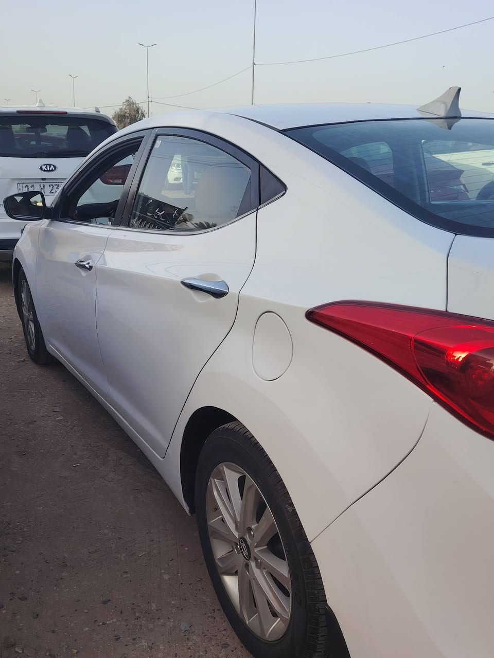 السلام عليكم سياره النتره موديل 15خليجي فول موصفات  فتحه سياره جاهزه تخم تاير حداديه دوشمه سياره جاهزه مكينه بلكارتون 
***********
