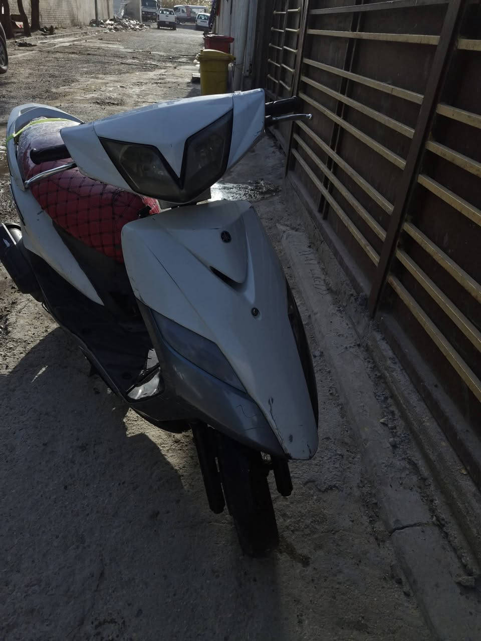 السلام عليكم
دراجة ماكس ثعلب نوزل 140 دراجه كامله مكمله من كل النواحي نضافع 90% مكينه ما مفتوحه صافيه  كفرات بلادي دراجه كلها بلاديه دراجة حالها حال الرمبه السعر 700
 التواصل
***********
***********
