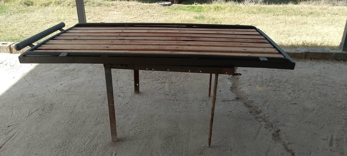 السلام عليكم
سوبايه سيدونا تفصال درجه اولى السعر 250 المكان ديوانيه ***********
