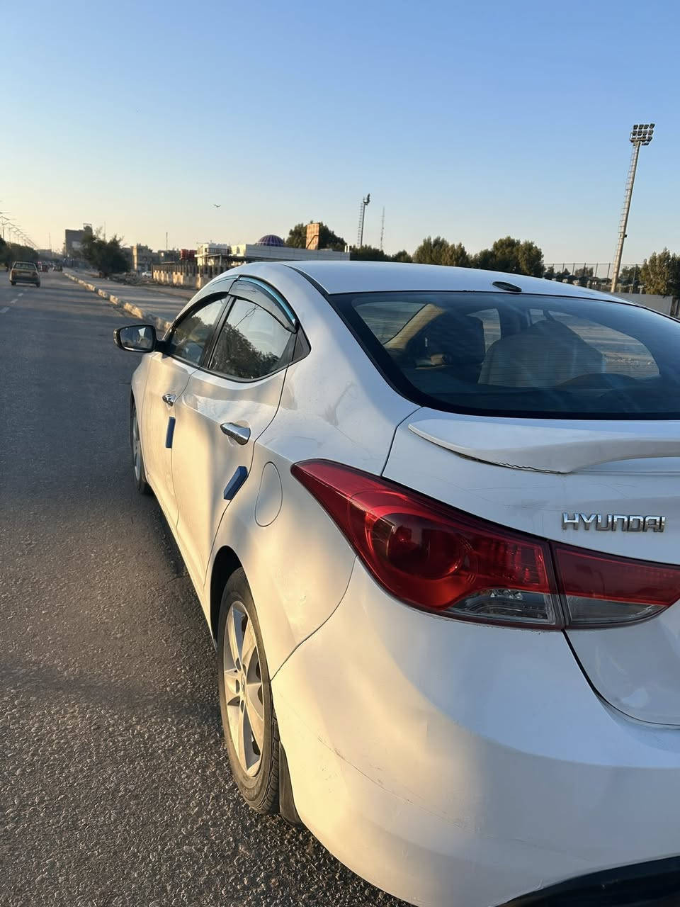 الانترا موديل ٢٠١٣ خليجي السياره مكينه ١٦٠٠ دوش مكينه وكير مكفولات تبريد ثلج مكانها كربلاء وسعرها ١١٤ بدون نواقص بيها قطعه وحده فقط جاملغ  جهة السايق والباقي مكفول ***********
