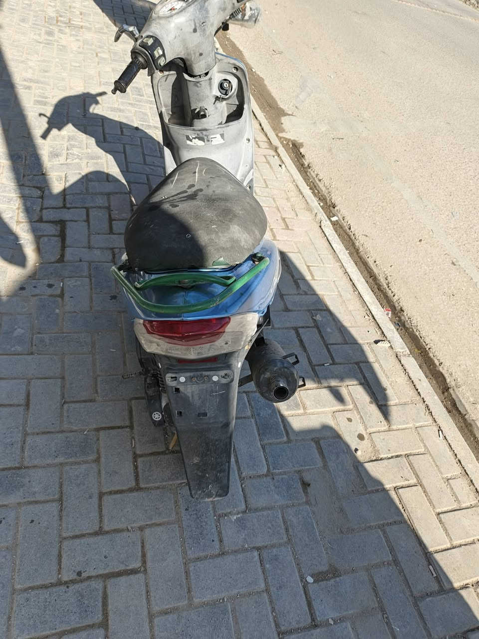 ماكس منغولي شرط الوجهة والصفاحيات موجودات دراجة جديدة مكاني رميثة سعر ٤٠٠ وبية مجال ***********
