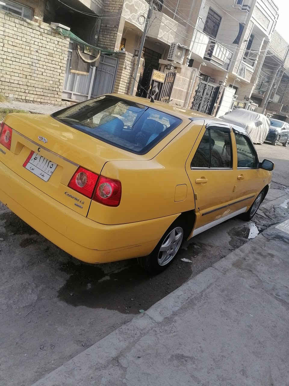 يا الله الهم صلي على محمد سياره شيري صفره كوين موديل 2010 السياره كامله تبريد و بدون صبغ نضافه كدامك الفابلون الابيض بلادي حاط فواكه فابلون عادي كير عادي مكينه بلاديه تخم تاير جديد صدر جديد وهيئه مصفره وسياره باسمي تحويل ثاني يوم محرك  تبيخر 38 وبيه مجال بسيط مكاني بغداد البياع للإتصال و الاستفسار اكثر اتصل ***********
