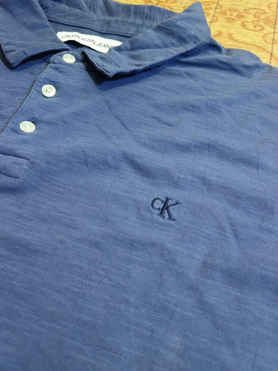 تونس بهاي القطعة
كالفن كلاين اصلي
قياس XXL عرض الصدر ٦٥ سم
الخامة فول قطن باردة 
وكل هذا الجمال ب١٠ الالف 
يوجد توصيل لكل المحافظات


**إذا كنت صاحب هذا الإعلان وتريد حذفه لأي سبب، رجاءا أرسل رسالة إلى الدعم الفني**