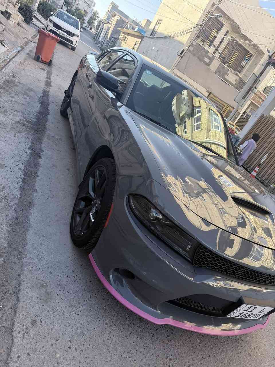 جارجر وكاله ليث العبيدي2023--320$
السياره كفاله عامه فول 1/1------***********
رادارات 
نقطه عمياء
فتحه
كشن حار بارد
شاشه جبيره
السياره ابلاديه مكفوله من الدعاميه للدعاميه صدر تخم تاير كله جديد مكان السياره بغداد
