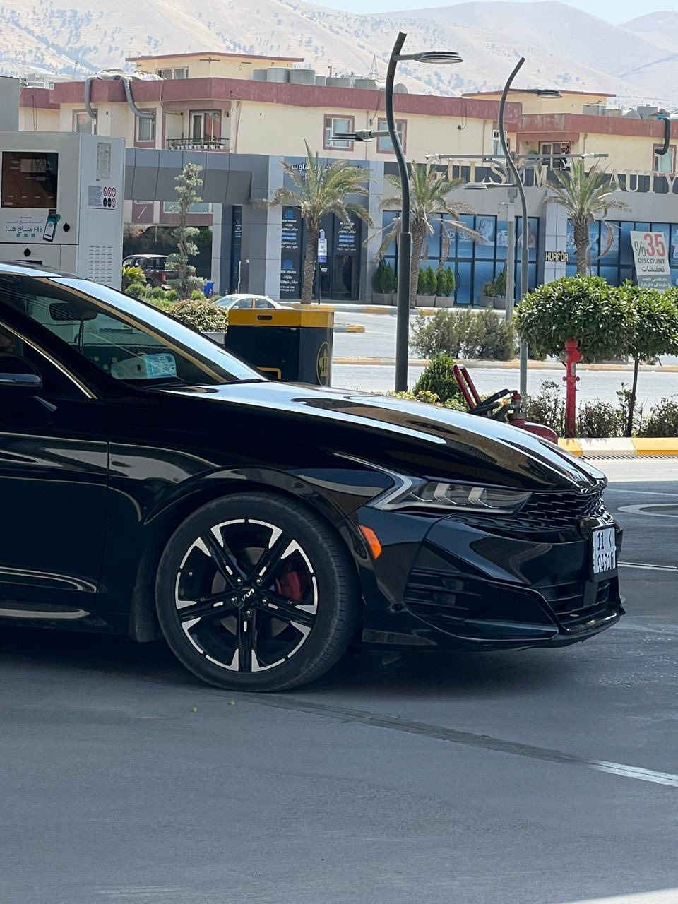 K5 gt line 2023
السلام عليكم 
كيا k5 2023 وارد امريكي 
السياره ماشيه 30 الف 
فول مواصفات 
صور الحادث بمنشور 
بيها قبق الجنطه والدعاميه الخلفيه مبدلات ونفس اللون يعني بدون صبغ وبيها بارد بل جاملغ الخلفي 
السياره كامله على اخر حبايه بدون اي نقص 
مكان السياره بغداد الشعب 
السعر 200 وبيها مجال 
موبايل ***********
