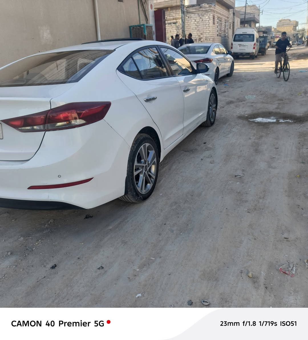 سلام عليكم الانترا مديل 18 خليجي
كفاله عامه سياره جاهزه من كلشي مكينه 2000 مكان السياره نجف الاشرف سعر 145 رقم ***********/***********
