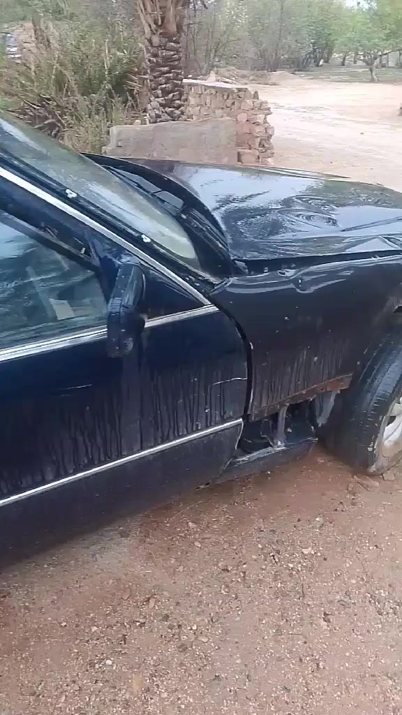 مارسيدس شبح الماني موديل1992
رقم الماني ابيض تحويل مباشر
السياره مثل ما مبينه مضروبه صندوق 

رقم الهاتف: ***********

***********
