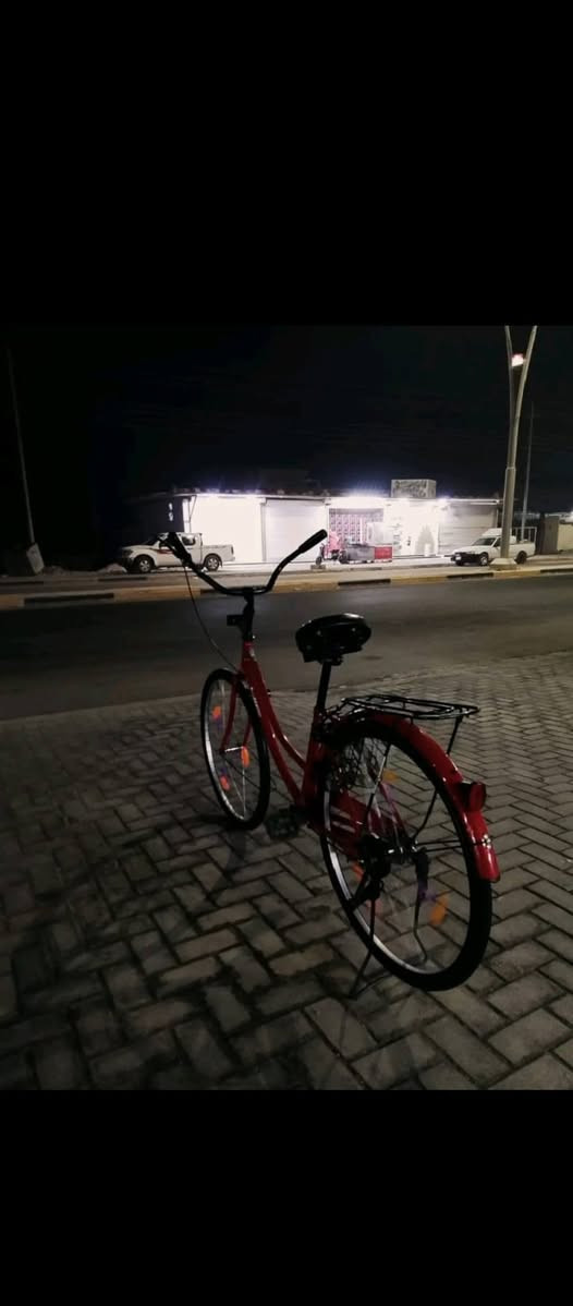 السلام عليكم بايسكل سياحي حجم 26 موديل 2017
البايسكل ولا زلغ واحد بي نضيف كلش 

المكان البصره باب الهوى

رقم الهاتف ***********

السعر 120 وبي مجال
