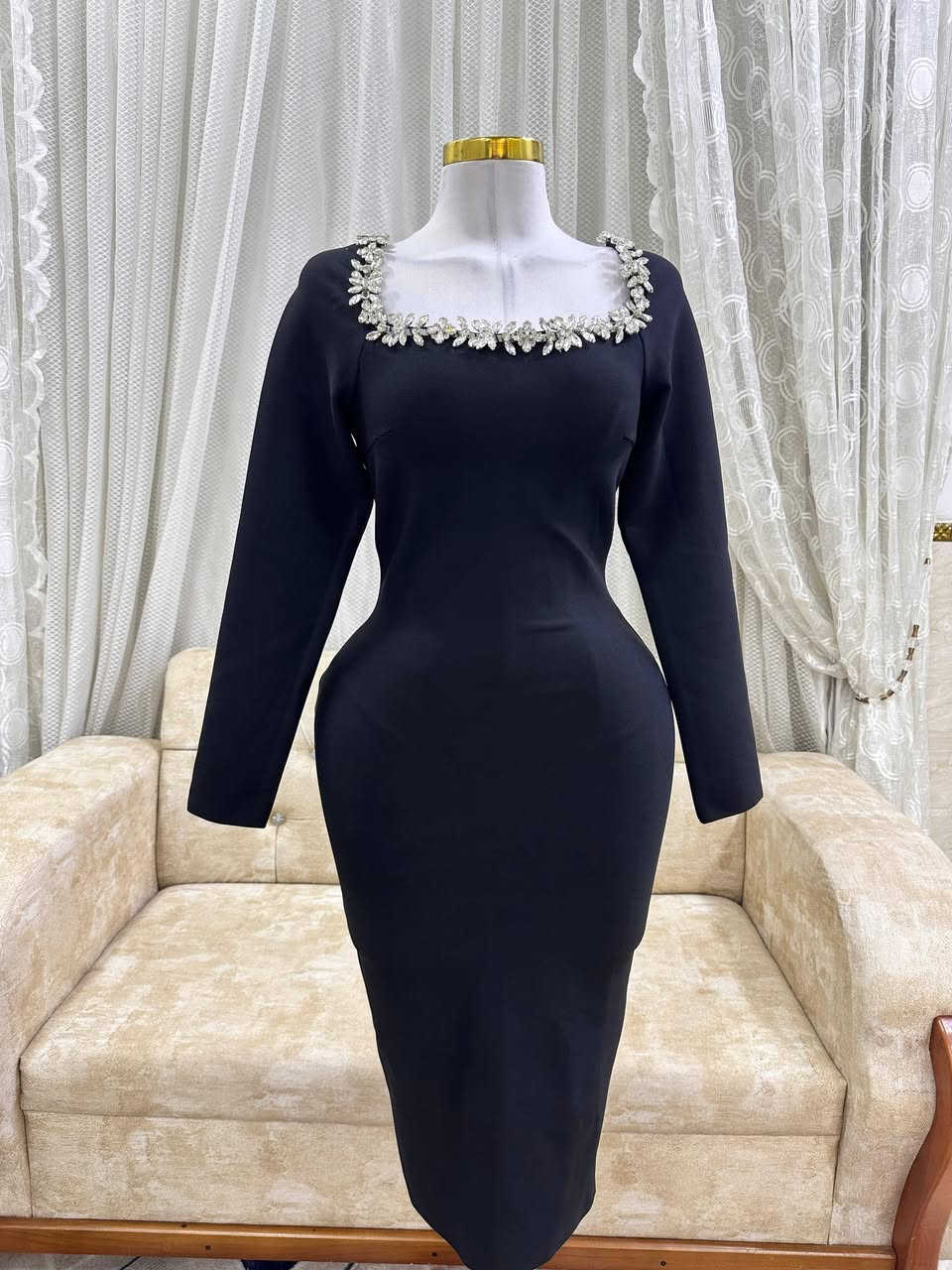 جمال ونزاكة الفستان يم جكليته وبس وب اسعار تنافسيه يتوفر توصيل لجميع المحافظات للحجز التواصل على الخاص


**إذا كنت صاحب هذا الإعلان وتريد حذفه لأي سبب، رجاءا أرسل رسالة إلى الدعم الفني**