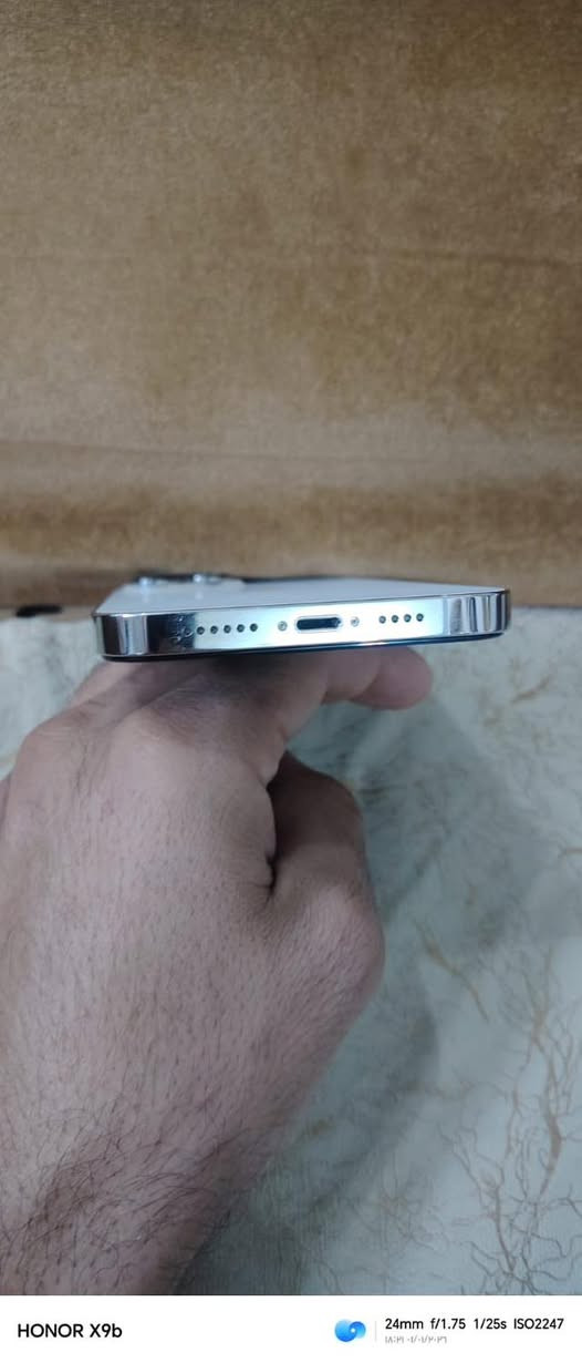 سلام عليكم ايفون 13 برو ماكس  جهاز جديد مكفول لا مفتوح ولا مصلح ذاكرة256 بطارية 74 شحن ميصرف نموذج M   سعر 700   رقم  *********** بي واتساب  المكان الامين الثانية
