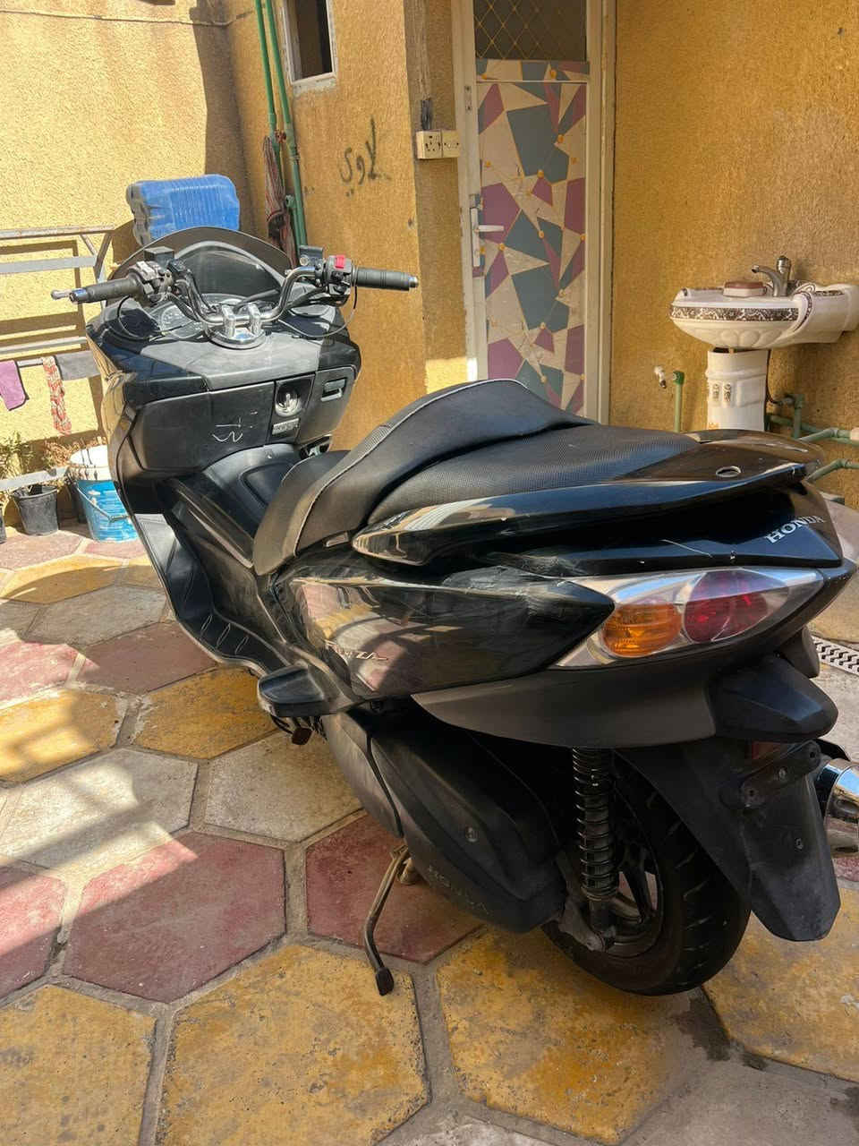 السلام عليكم 
فورزه 0/10للبيع مكينة بلاديه ما مفتوح منها برغي الكير مالها شغال تدفئة يدات حساس أستان الدراجة جاهزة بس نقصها التريشة الجوة اليسرة دراجة خير من الله فقط بيها صوت بل كلج ماماثر عل دراجة السعر مليون و200 وبيها مجال للطيبين مكاني بغداد جسر ديالى الجديد الكرغولية تواصل عل خاص 🤍


**إذا كنت صاحب هذا الإعلان وتريد حذفه لأي سبب، رجاءا أرسل رسالة إلى الدعم الفني**