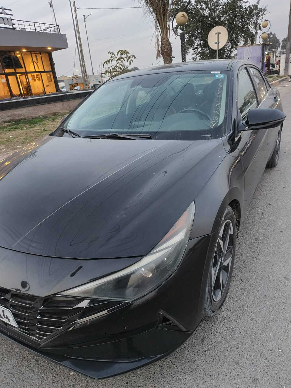 سلام عليكم
النتره وارد امريكي حادث جاملغ سرقه 
موديل 22 ماشيه 52 
رقم بغداد هايبرد فول مواصفات 
شاشه بصمه فتحه كشنات جلد  ستيرن تدفئه تبريد 
السياره خير من الله 
رقم انكليزي هزه جديده  بسمي شرط التحويل 
السعر 145مجال بسيط
مكاني بغداد الشعب 
***********
