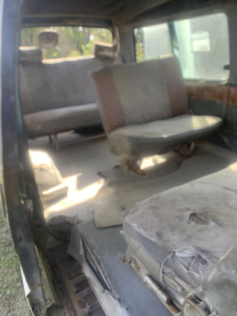 من رخصت الادمن 
سلام عليكم كيه بيستا للبيع أو مراوس حسب القناعه كير محرك كفاله شواصي مال السايق معمر و3سليمات غرفته حلوه السياره فد ملاحضه السياره ممشتغله وغرض البجم موجودات وجامه الخلفيه موجوده السعر 25 وعليها غرامات تنكطع من السعر عليها 800الف راعيها يريد مداور مكان السياره بغداد اليوسفيه ***********
