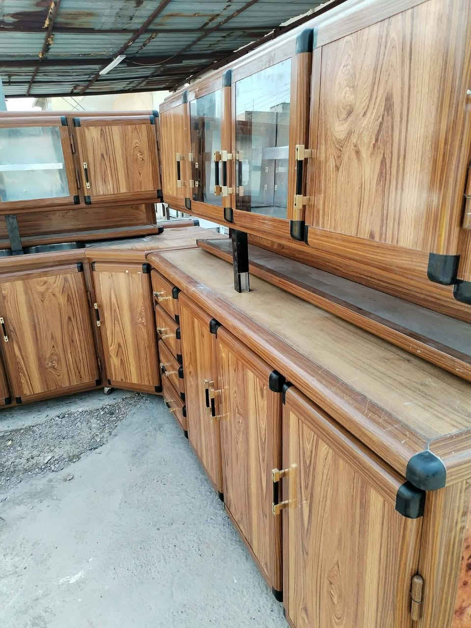 كاونتر خشابي اربع قطع ابو زاويه  ولا خلطه بيها حيل حيل نظيفه وثقيل السعر 450 بي مجال للطيبين كاونتر ثلاث قطع سنكي كرانيت نظيف السعر 280 رصاصيه كاونتر جوزي  خمس قطع شغل ثقيل السعر 350كاونتر شغل ثقيل مبطن شغل موصل ثلاث قطع السعر 350 بي مجال حيل حيل نظيفه كاونتر ثلاث قطع نظيف كلها المنيوم صافي شغل ثقيل  السعر 325 سعارهم وي صور هم كو سعار ترى شاري خاص يتفضل


**إذا كنت صاحب هذا الإعلان وتريد حذفه لأي سبب، رجاءا أرسل رسالة إلى الدعم الفني**