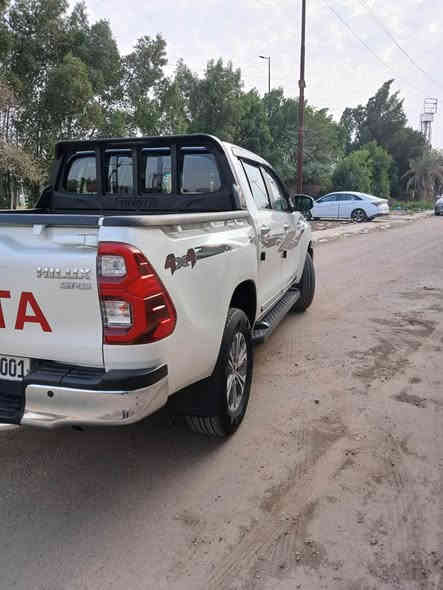 هايلوكس فور ويل سعودي
موديل 2022 بانزين فول مواصفات
ماشية 61 الف وقابل للزياد
كشنات تدفئه تبريد 
شاشة جبيرة أصلية 
بلوجكترات زنون اليدي
لايتات زنون اليدي ناصي عالي
دخول ذكي بصمة أبواب 
بصمة تشغيل 
دشبول ليزري 
كامرة خلفية وحساس خلفي 
تحكم ستيرن 
نضام يكو لتقليل صرف الوقود 
تبريد بيانو شاشة  
كير اتوماتيك 
دفع رباعي 4X4 
حساس اطارات 
كير ومحرك مكفولات 
مكفول من الصبغ فقط بارد بلجاملغ قليل
للاتصال *********** بغداد
