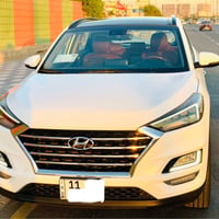 للبيع توسان  2020فول مواصفات ١/١ خليجي ماشية 50   الف حقيقي سبير منازل...