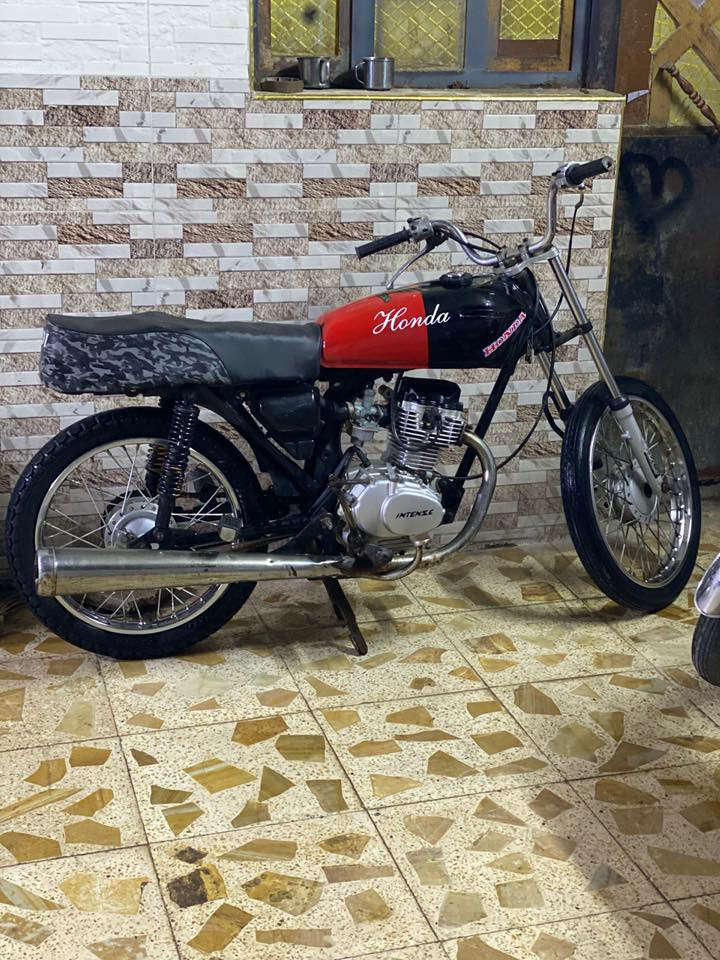 سلام عليكم دراجة نتنس لبيع دوات دوات تعمير 26 ما مفتوحة سعر 500وبيهة مجال ***********
