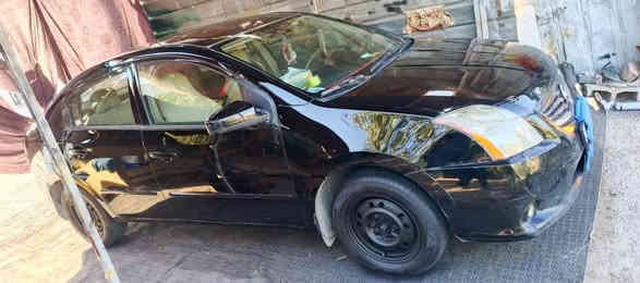 سنترا وارد امريكي موديل 2010
رقم سليمانية دولي شرط التحويل
بيها قطعة وحده جامع طرف السايق والباقي بارد خفيف 
تبريد ثلج تدفئة شغاله أربعة تايرات جدد 
جامات كهربائية سياره جاهزه ما ناقصه اي شي
للأستفسار اتصال او واتساب *********** 
سعره 85
