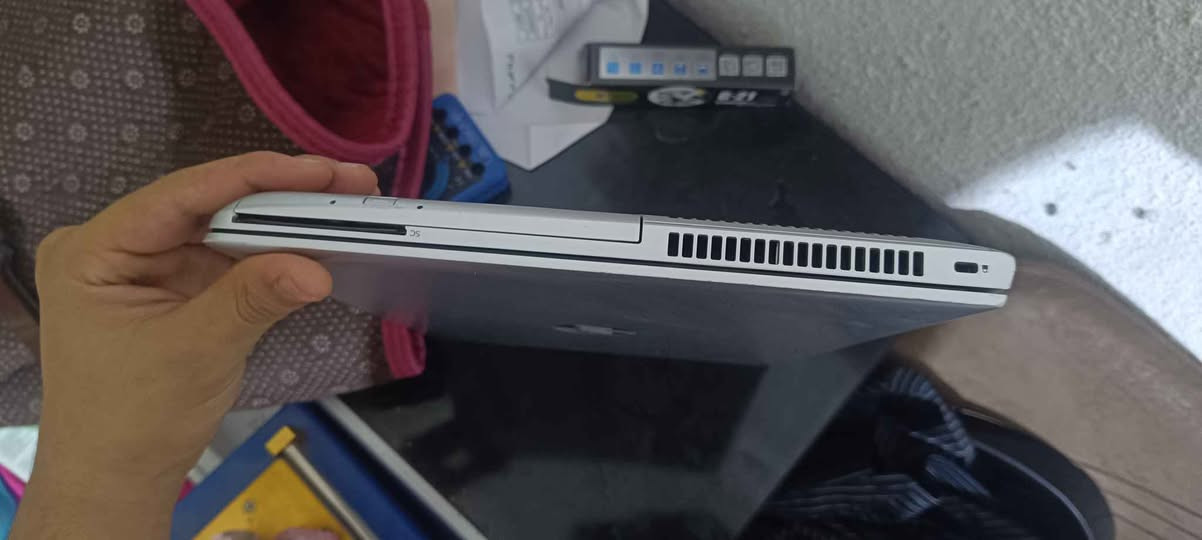 السلام عليكم شباب، عندي لابتوب Hp probook 650 g4 للبيع:
النظافة: اللابتوب نظيف حيل واستخدام حشمة، بس بيه دكمتين (زرين) بالكيبرورد يرادلهم تبديل وميراد الهم شي.
الملحقات: وياها ماوس وكيورد خارجي هدية 🎁
السعر: 350 ألف دينار عراقي (وبي مجال قليل للشراي الصامل، وتدللون).
الموقع: النجف الأشرف.
للتواصل والاستفسار (اتصال أو واتساب):
0️⃣7️⃣8️⃣7️⃣6️⃣0️⃣2️⃣6️⃣9️⃣4️⃣9️⃣
أو كـتابةً: صفر سبعة ثمانية سبعة - ستة صفر اثنين - ستة تسعة أربعة تسعة بغداد, العراق


**إذا كنت صاحب هذا الإعلان وتريد حذفه لأي سبب، رجاءا أرسل رسالة إلى الدعم الفني**