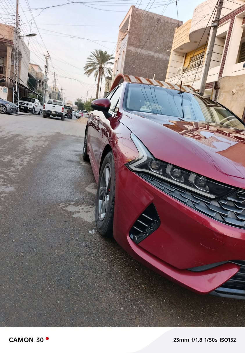 السلام عليكم.كي فايف ٢٠٢١وارد امريكي حادثها خشم البنيد صبغ البنيد فقط الباقي مكفول ماشيه ٥٩ميل تيربو ١٦٠٠ فوول عدا البانوراما السياره جاهزه من كلشي اي نقص مابيها مكانها بغداد الغزاليه ***********السعر المطلوب 16000 الف دولار
