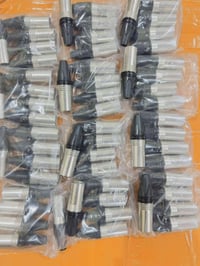 فيش سماعة • XLR فحل • جملة مفرد