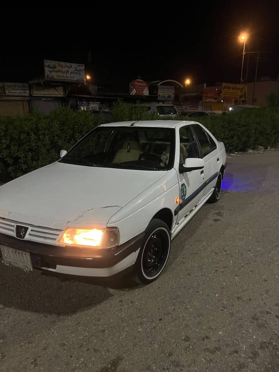 سلام عليكم للبيع بيجو 405 رقم نجف سيارة جاهزة من كلشي ربع ما تذب عليه مديل 2012
حدادية و و كير و مكينه مكفولات شرط 
مكاني النجف الاشرف كوفة 
السعر 35, ورقة
للاتصال ***********
