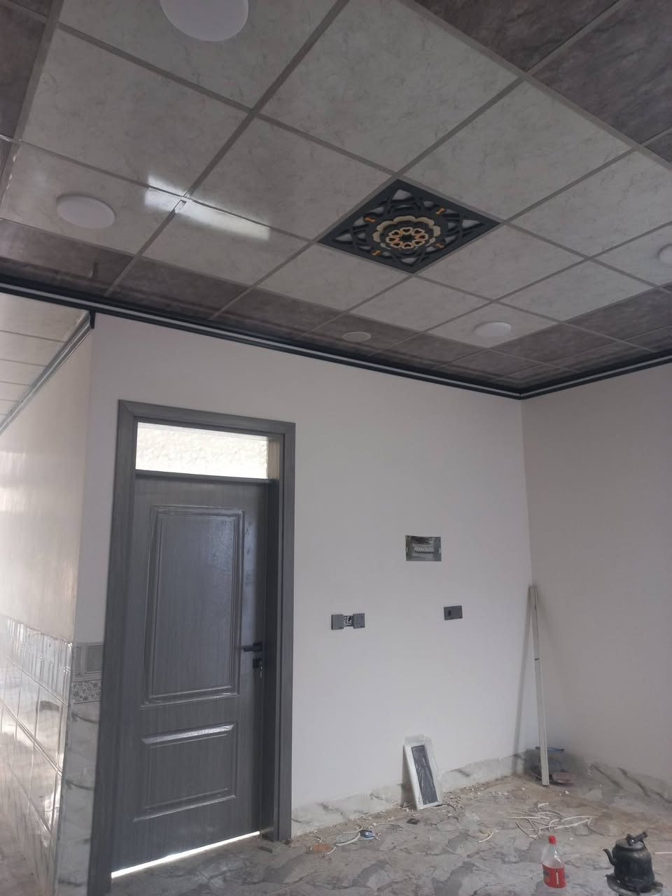 بيت للبيع المساحه 100 متر طابق واحد حي السماح الثانيه 
قرب سايدين 30 خدمات كامله تسليم فوري للاستفسار مراجعةمكتب عمر للعقار حي الاركان شارع 20 قرب مدرسة الكويتيه 🏡🏡🏡🏡🏡🏡 
    بنأء واشراف وتنفيذ 
*********** ابو اياد 
*********** أبو اياد
