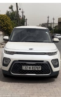 كيا صول ٢٠٢١ مواصفات S  رقم اربيل حادثها الأبواب من الجهتين و القليل م...