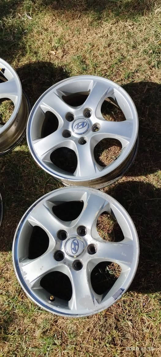 ويلات ١٥ للبيع يرهمنه الانترا سيراتو
نضيفات حيل كفاله من العواج ب١٥٠ وبيهن مجال بسيط مكاني نجف ابوصخير

***********
