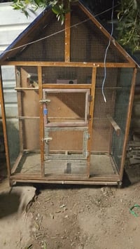 صوبة جديدة مستعملة قليل وسعرها 30 الف وقفص نضيف سعره 20 للاستفسار  078...