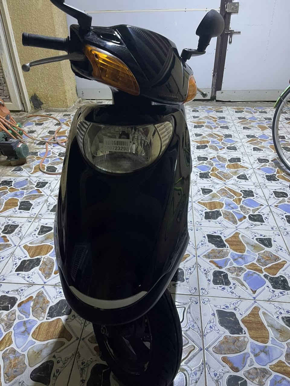 سلام عليكم ورحمة الله وبركاتة شباب دراجه سبيسي البيع صار شهر من نازله دراجه نضيفه كلش كفاله عامه مكاني كوت سعر 1400رقمي ***********
