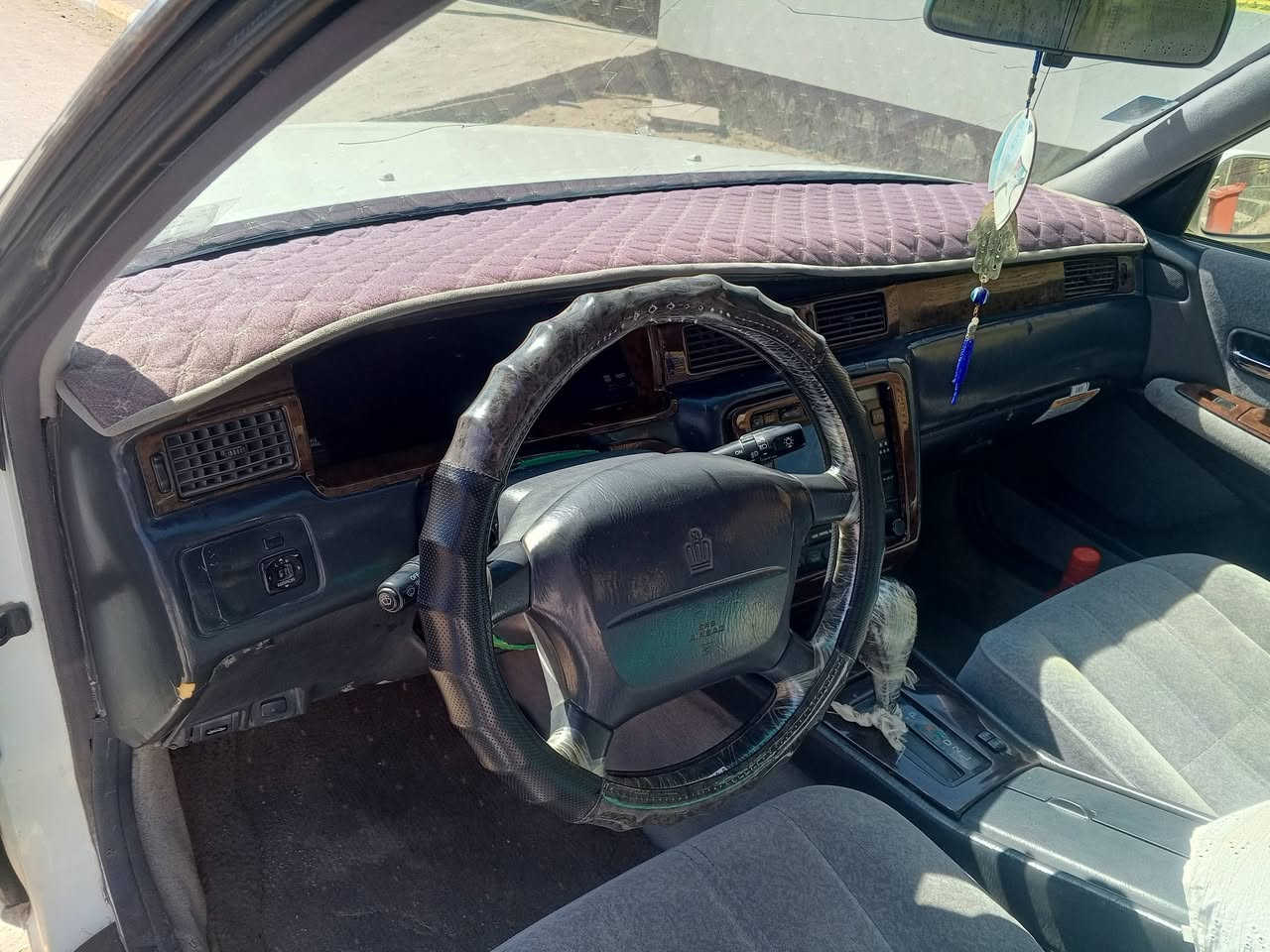 السلام عليكم سياره راس الثور للبيع فلات محرك ثلاث الالف تبديل سستم  موديل95  والسعر دفتر وبيه مجال 
الرقم  ***********
