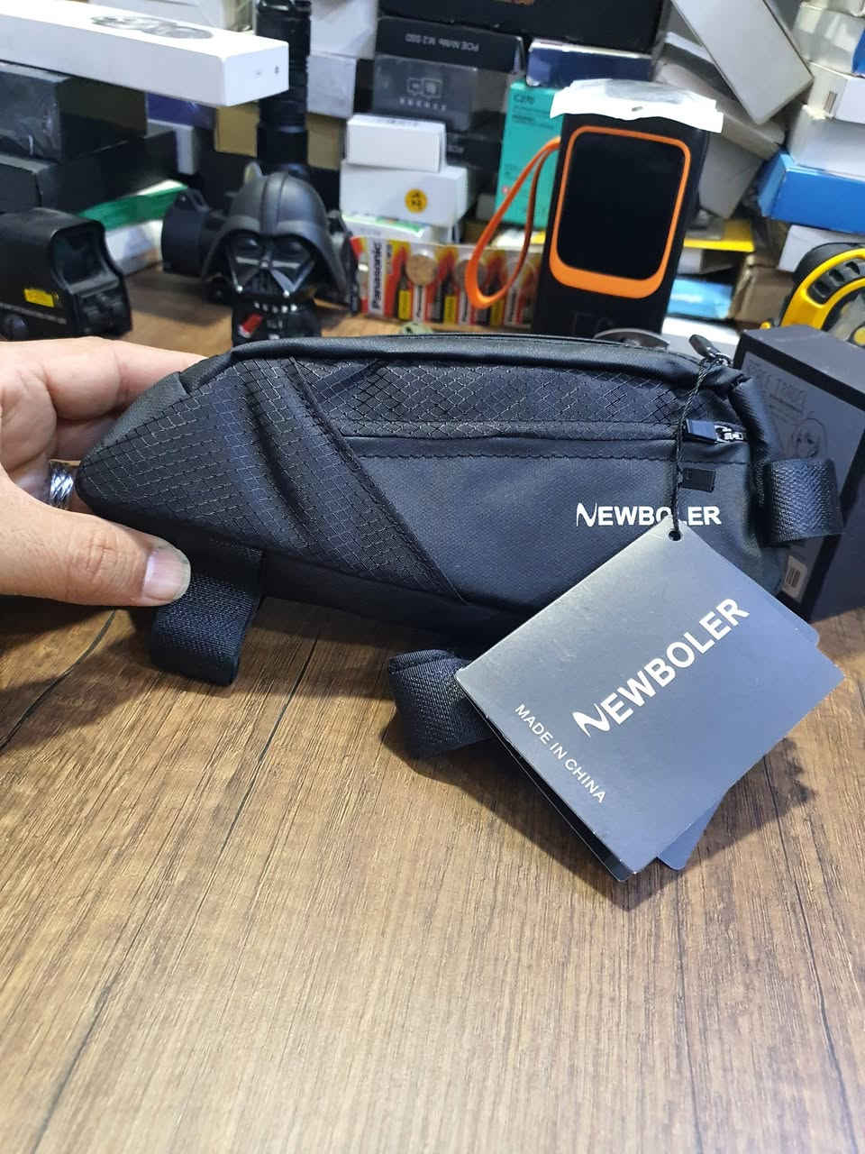 السلام عليكم ، اغراض بايسكل ، علق ويجيك السعر


**إذا كنت صاحب هذا الإعلان وتريد حذفه لأي سبب، رجاءا أرسل رسالة إلى الدعم الفني**