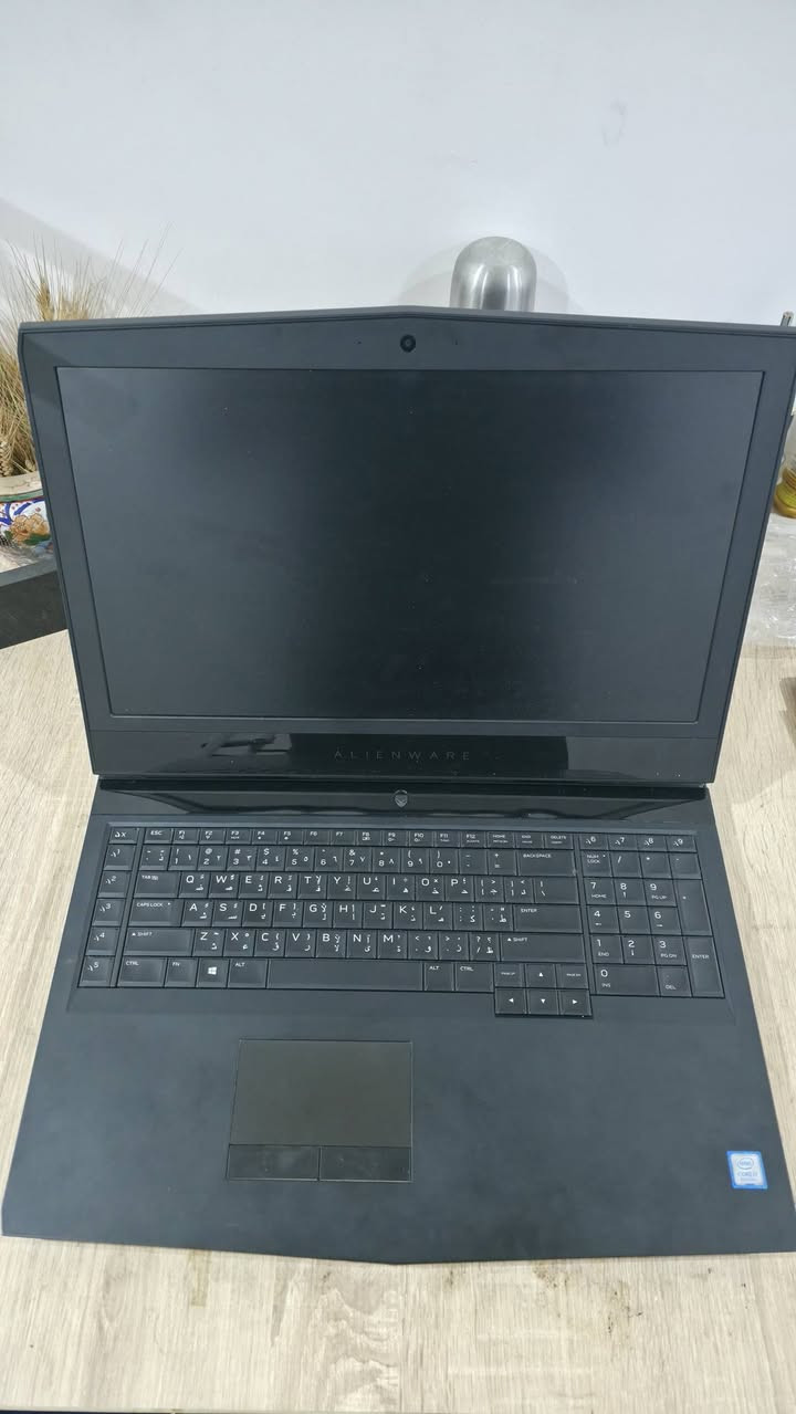 السلام عليكم (توضيح) للبيع على خطتها نظافة ممتازه
شباب لابتوب إسمها
 Alienware 17 R4 
Cor i7 جيل ثامن 
 
شغاله بس بدون صورة يطلع هذ صوت ، وديتها لمصلح يكول شيب كرت شاشه ، والثاني يكول بايوز 
 الي تفيده على هاي وضعيه يدلل سعرها 300


**إذا كنت صاحب هذا الإعلان وتريد حذفه لأي سبب، رجاءا أرسل رسالة إلى الدعم الفني**