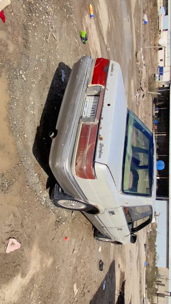 يا الله سلام عليكم سياره البيع هارتوب مكينه بلادي كير بلادي
صدره ٥٠ بل ١٠٠ 
رقم مثنه  مشروح وطني بسم والد صديقي 
كوم حديد ابيع بيه خياسات تايرات نضاف مكان بغداد غرب مجمع بسمايه 
السعر ٢٠ وبيه ممجال 
رقم الهاتف ***********
