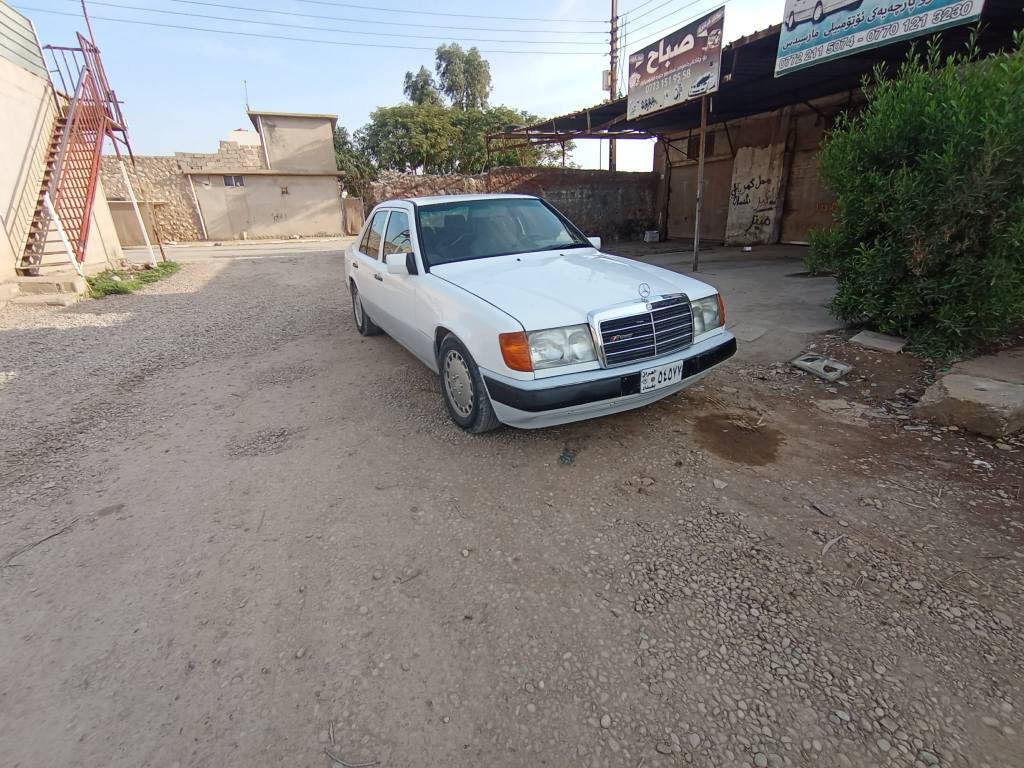 بۆ فرۆشتن و گۆڕینەوە
مارسیدس کوبەی ئارم پلاستیک هەولێر گێرو مەکینەی vvt سێ هەزار
تەبریت ساردلەسەرسویچ
 گەرمی  مەزبوت
 کاربای کامل ئیش دەکات
 ئەیبی ئێس
جوار تایەی تازەی لە ژیرە 
بۆ جوانی فرن کراوە  
تەقەو رەقەی تیانیە 
سعری 45 مەعامەلە  
*********** السليمانية, العراق
