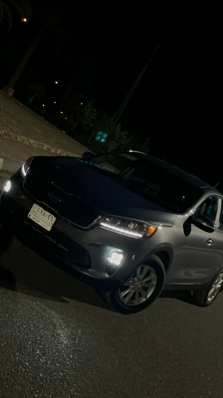 السلام عليكم
عندي سورنتو 2019
وارد امريكي Gdi 4 سلندر
ماشيه 98
الضرر : وارد بابين جهة السايق

متوفر سونار السياره
7راكب غرفه سوده ملكي شاشه جبيره تدعم كاربلي وتدعم شاحن 12 V وايرلس
لد + تخم زنون سياره بلاديه
تخم تاير + باتري جديد 
السياره نظيفه مال بيت 
ماناقصه برغي كامله حتى العده ولكتلوكات   السياره 4 انظمه قياده ( سبورت ، نورمل ، ايكور ، كومفورت ) گير AT 8 نمر
الهاتف***********+ ‭0782 286 3016‬
والسعر155
