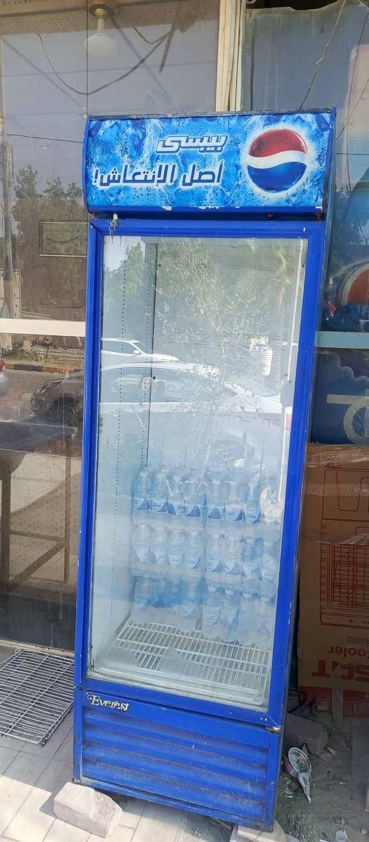 السلام عليكم اخوان عندي ثلاثه برادات نضيفه ومداخله تصليح تبريد فول زاد مجمده نضيفه جدان عله فحص السعر عله 250واحد بي مجال شويه العنوان النجف الاشرف حي الرحمه مقابل القواس عله الشارع العام الاتصال *********** موجود واتساب

