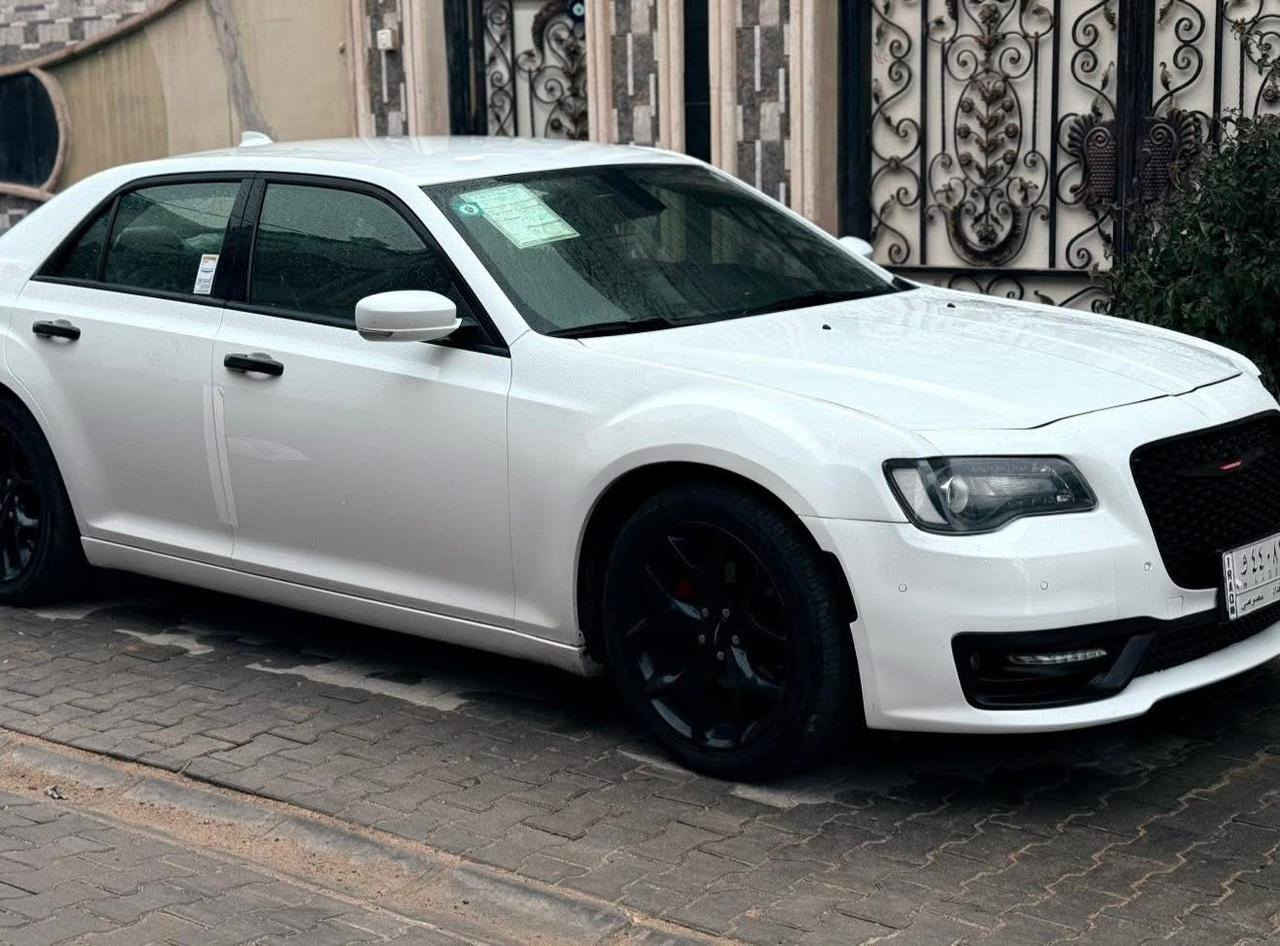 سلام عليكم 
للبيع أوباما موديل 2021 اصل 

فئة S ماشيه 157 كيلو متر 

سياره فول عده البنوراما 

حساسات امامي خلي اشاير بالمري 

بعد بيه هواي مواصفات 

حادثه بنيد امبدل وكاله 

وخشم جاملغ امامي امصلح 

بدون اريباك السياره 
ملاحظه سياره بأسمي رقم بغداد وين ما يعجبك المداور ثاني يوم

الاستفسار والاتصال ***********
