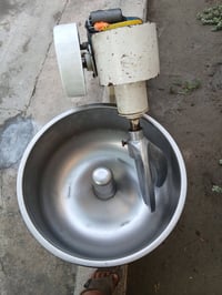 عجانة كهربائية • نضيفه • شغاله