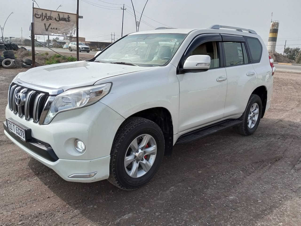 السلام عليكم من رخصه مدير الكروب تويوتا برادو ٢٠١٢ محدثه ٢٠١٧ فول مواصفات للخير واحد على واحد بغداد بسمي هزه جديده سته سلندر بيهه صبغ صفحه الصدر والبنيد بدون دواخل فقط شرط عسونار العنوان ديالى جديده الشط لاستفسار الاتصال على الرقم *********** فقط اتصال مكلف بنشر
