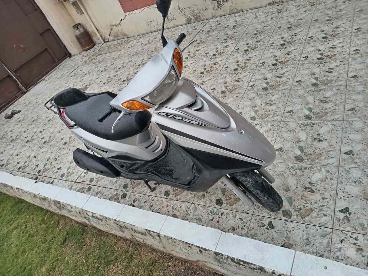 ورشه زيد لتصليح الدراجات الهوائية  والشحن وبيع المواد الاحتياطية الفرع الثاني الخمسه كيلو قرب حديقه طيور الجنه مجاور زنود الست الحمداني 
هاتف 
وت سناب***********
للبيع
