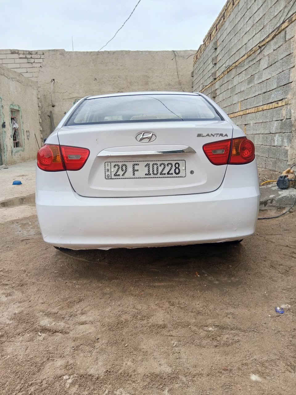 سلام عليكم النترا 2011 خليجي 1600 محرك وكير جدد حدادية وتخم تاير جدد تبريد شغال فول مواصفات واحد على واحد فتحة ب قمارة اشاير ب مرئ سيارة بدون حادث صبغ فقط السعر 110 مكاني نجف لتواصل ***********
