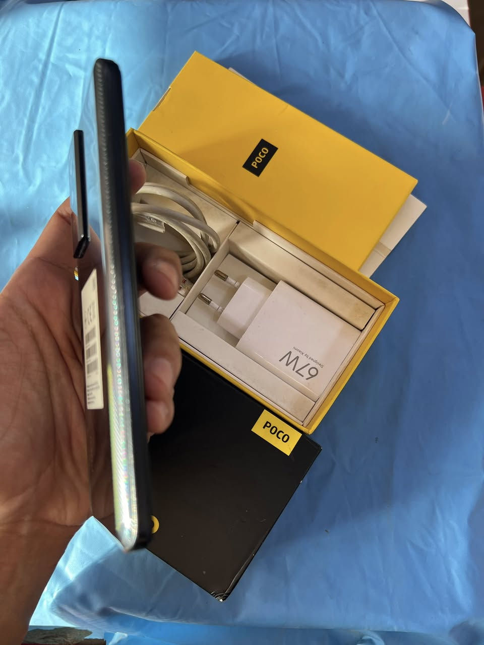 Poco f5 pro
ذاكره 512

معالج سناب دراگون 

نظافه 100%

كامل محلقات 

مكفول من الصيانه 

السعر 330 

العنوان ناصريه صالحيه شارع المركز 

للتواصل ***********
