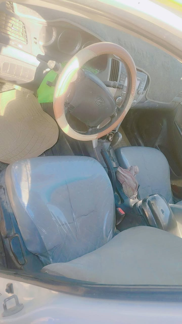 السلام عليكم هونداي سوناتا2010 وارد كوري للبيع سياره مكفوله كفاله كير مكينه 2400 تخم تاير تبريد ثلج رقم كربلاء تحويل مباشر السياره كفاله ماعده صبغ اصفر فقط السعر 80 وبيه مجال قليل ***********
